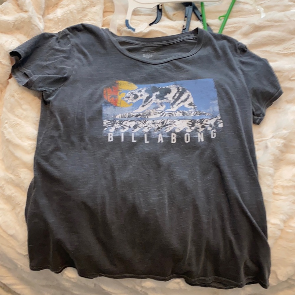 Billabong grey shirt with logo